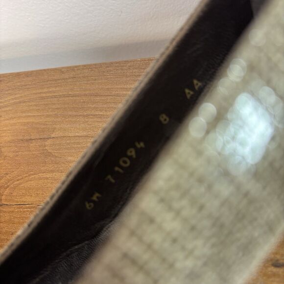 VTG Stuart Weitzman Pumps Sz 8 AA Extra Narrow Beige Gray Square Toe Chunky Heel - Picture 5 of 12